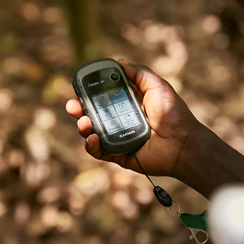 Close up shot Garmin food tracer